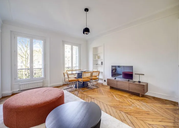 Modern Appt - 2bdr 4p - Bastille Marais * Párizs